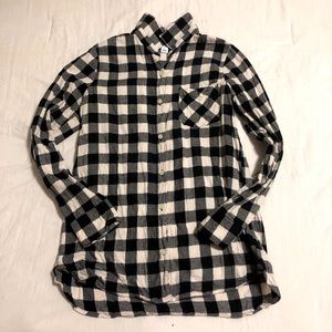 Old Navy Plaid Button-Up